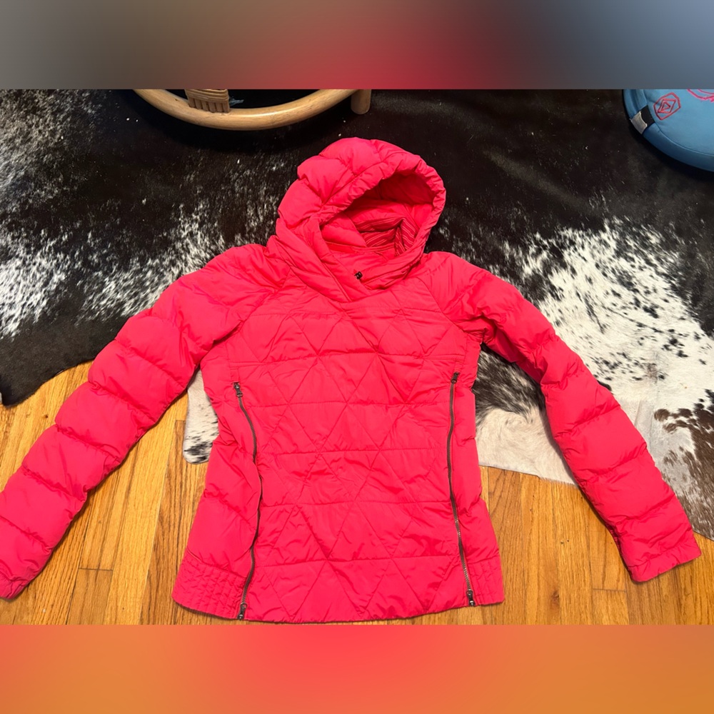LULULEMON FLUFFED UP DOWN PULLOVER HOODIE / JACKET PINK SIZE M